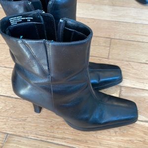 diba ankle booties size 7